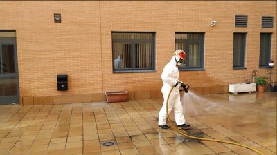 Leganés ofrece a la Comunidad aumentar la colaboración ante la "tragedia" de las residencias en el municipio