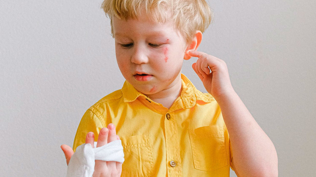 Los niños apenas presentan síntomas de coronavirus, pero pueden enfermar o accidentarse por otras causas