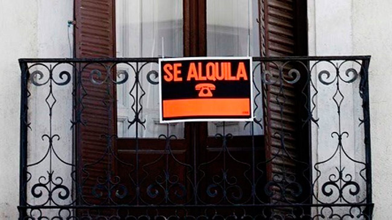 ¿Puedo recibir la ayuda del alquiler si tengo un impagado con el banco?