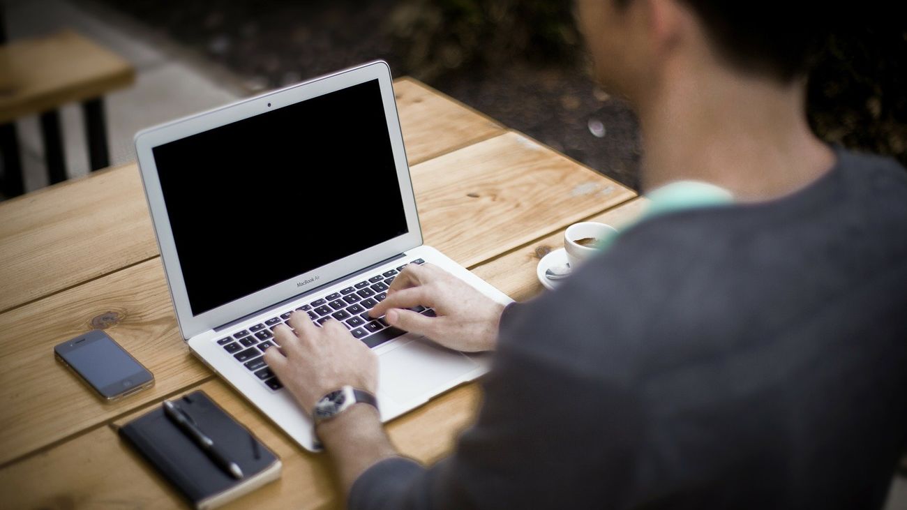 Boadilla prestará 50 portátiles a alumnos o trabajadores que lo necesiten