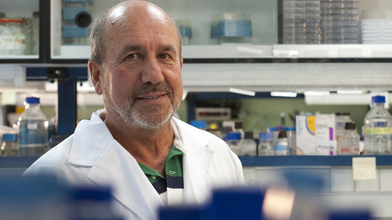 Mariano Esteban: “El coronavirus, aún latente, puede contagiar y no conocemos si la inmunidad es permanente”