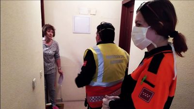 El Ayuntamiento de Alcobendas contacta con cerca de 300 mayores que viven solos