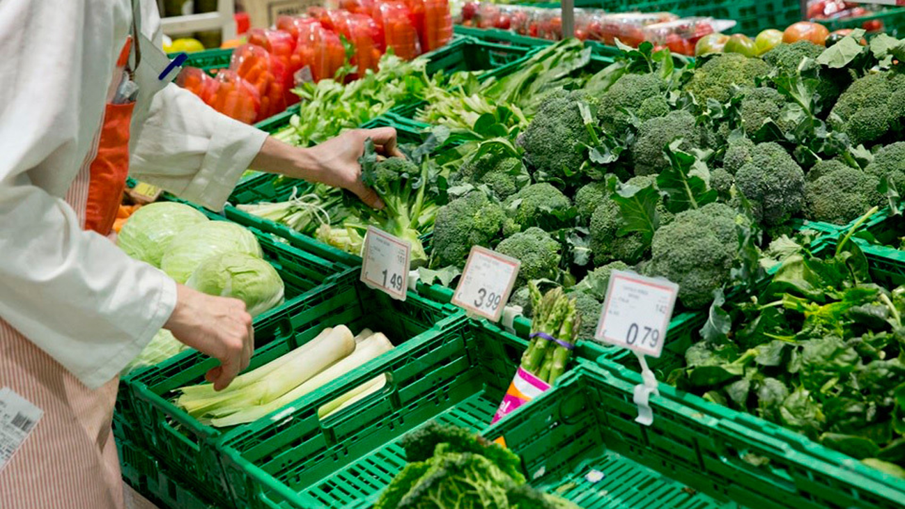 Se disparan en los supermercados los precios de la leche o de frutas como las naranjas por la pandemia