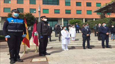 Alcobendas rinde un emotivo homenaje a los fallecidos por coronavirus
