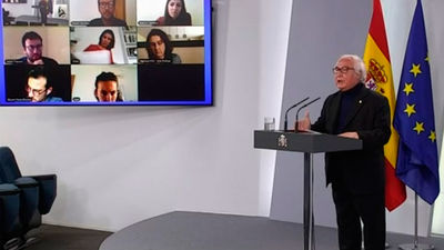 Castells pide a  las Universidades que planifiquen evaluaciones 'on line'