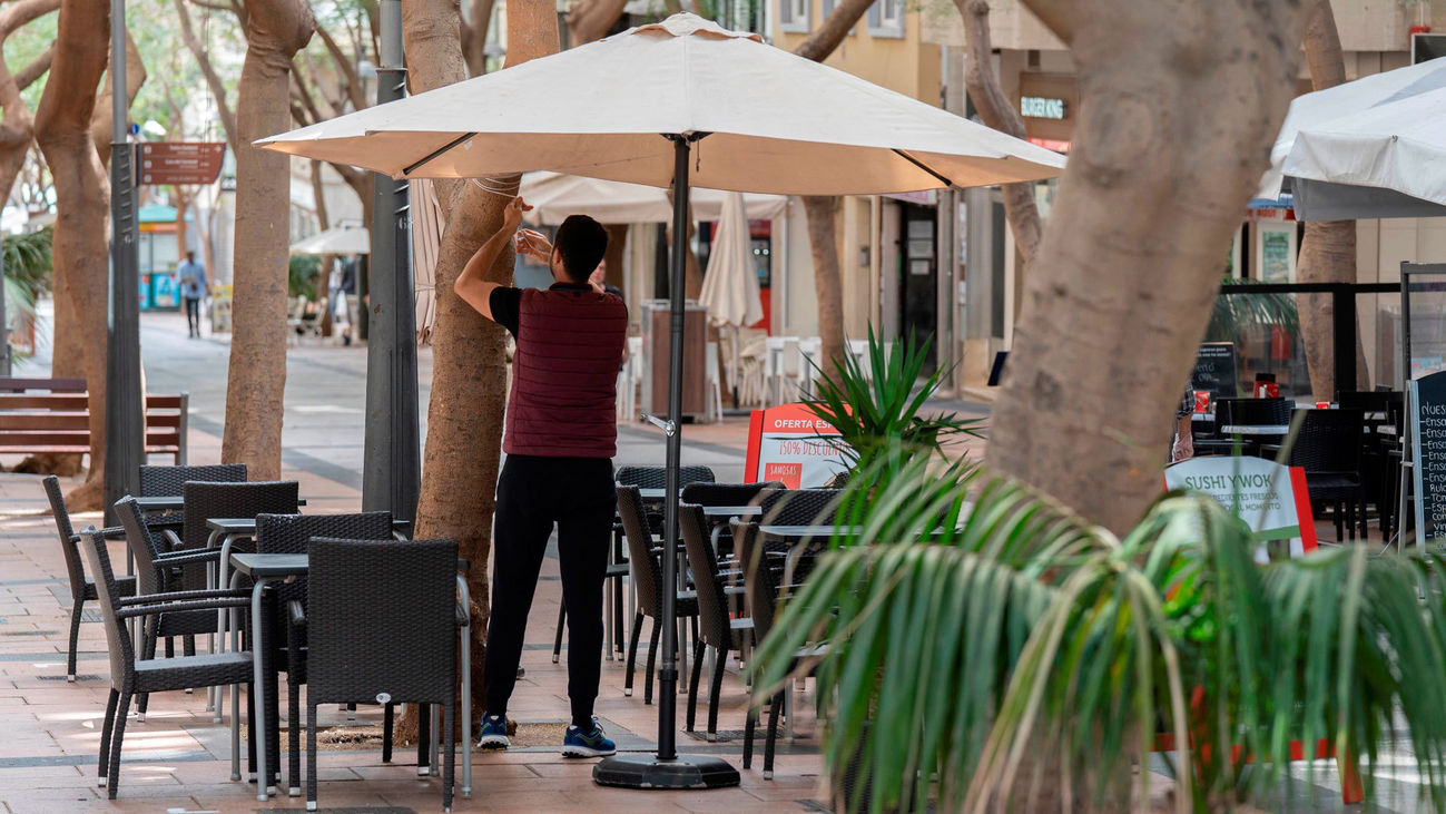 El Gobierno amplía al 50 por ciento el aforo permitido en las terrazas en fase 1