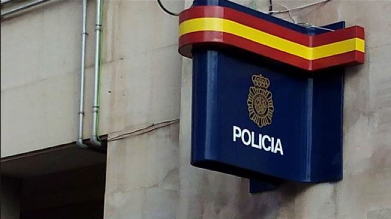Dos jóvenes detenidos por agredir y robar a menores de edad en Usera