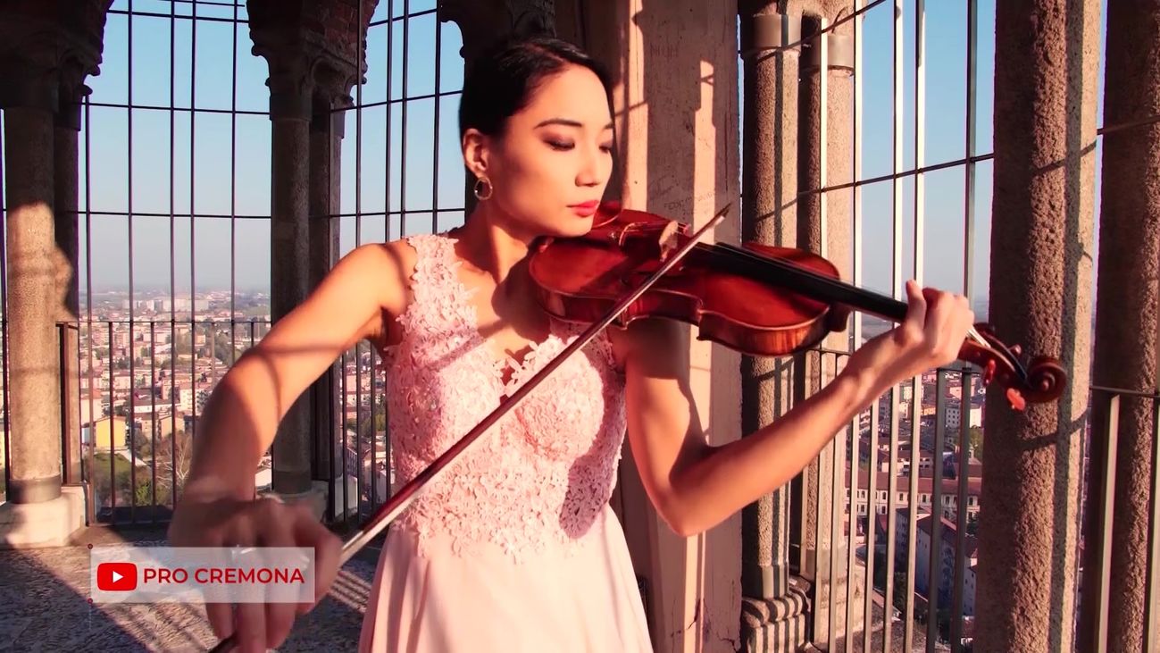 Música en directo en el silencio de Cremona