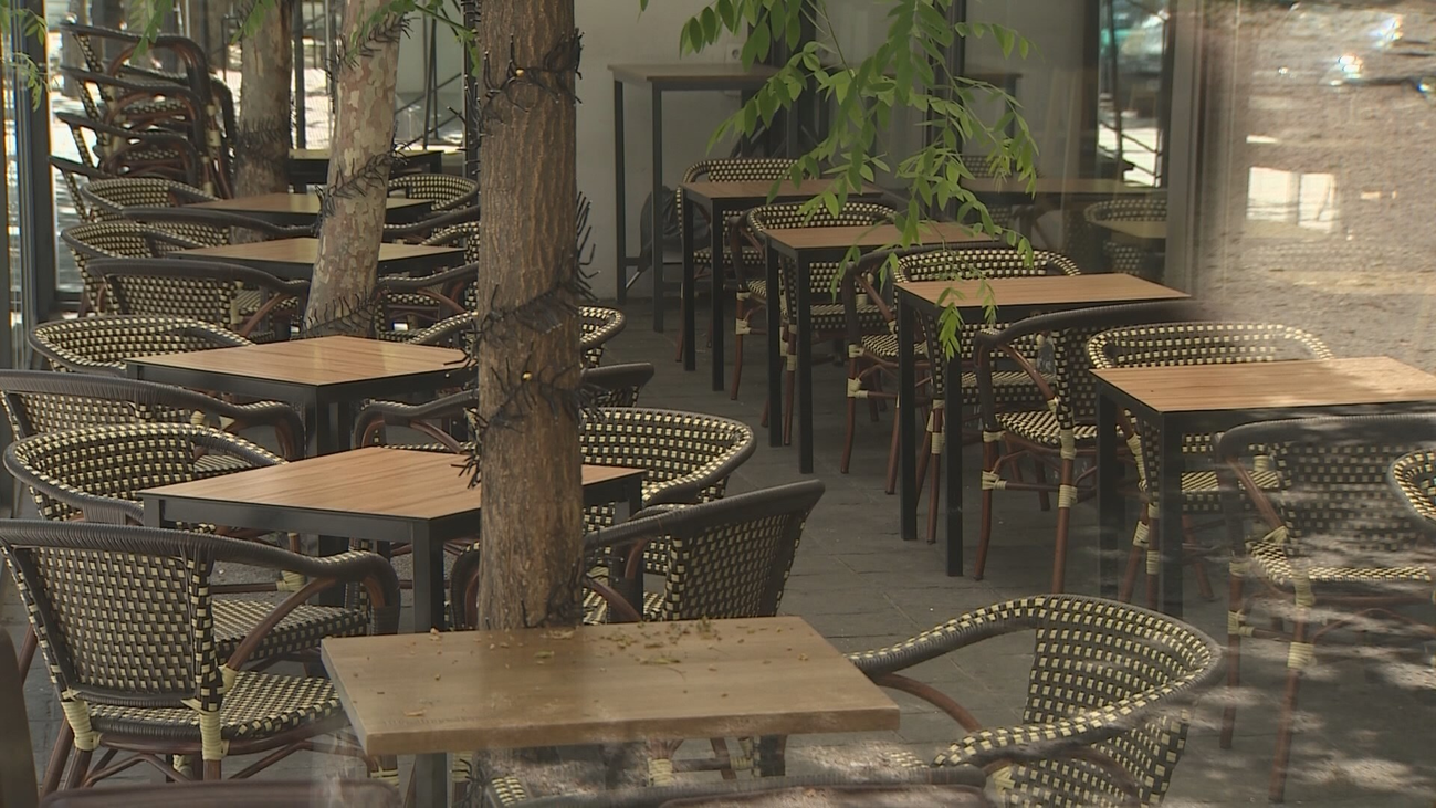 Las terrazas y bares de Madrid, pendientes de si el lunes llega la Fase 1