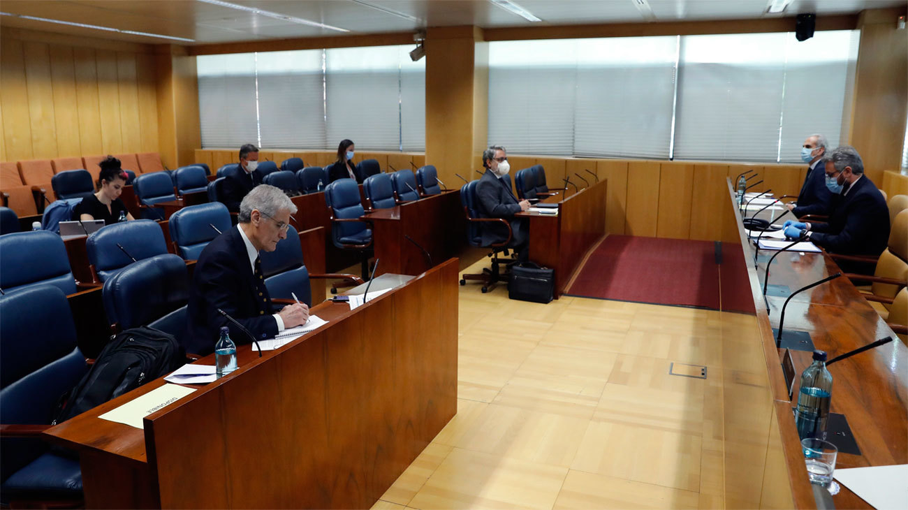 La oposición reclama explicaciones sobre el cambio de fase en Madrid y sobre la dimisión de Fuentes