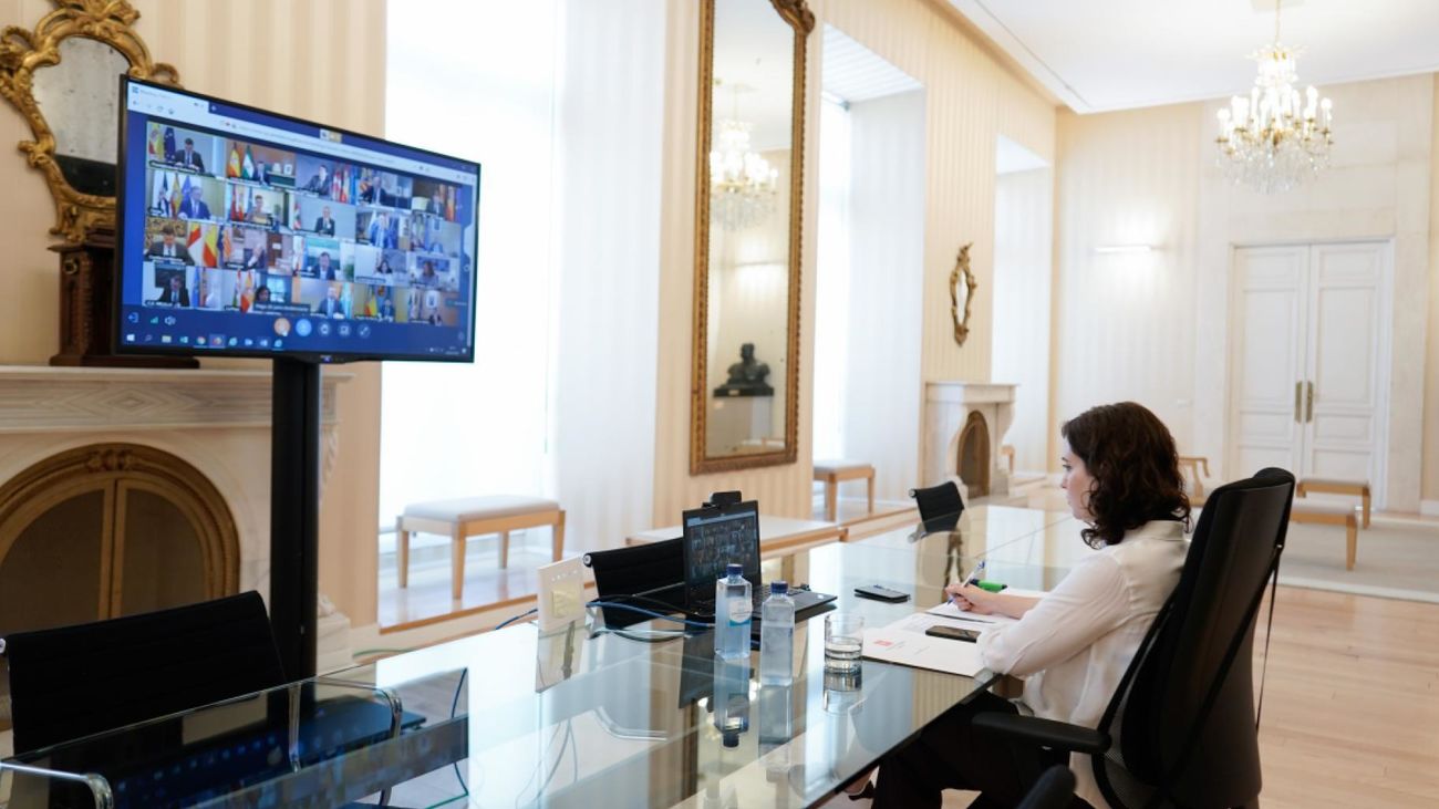 Ayuso pide al Gobierno pasar a fase 1