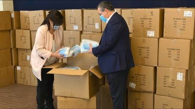 Pozuelo realiza un segundo reparto de 500.000 mascarillas