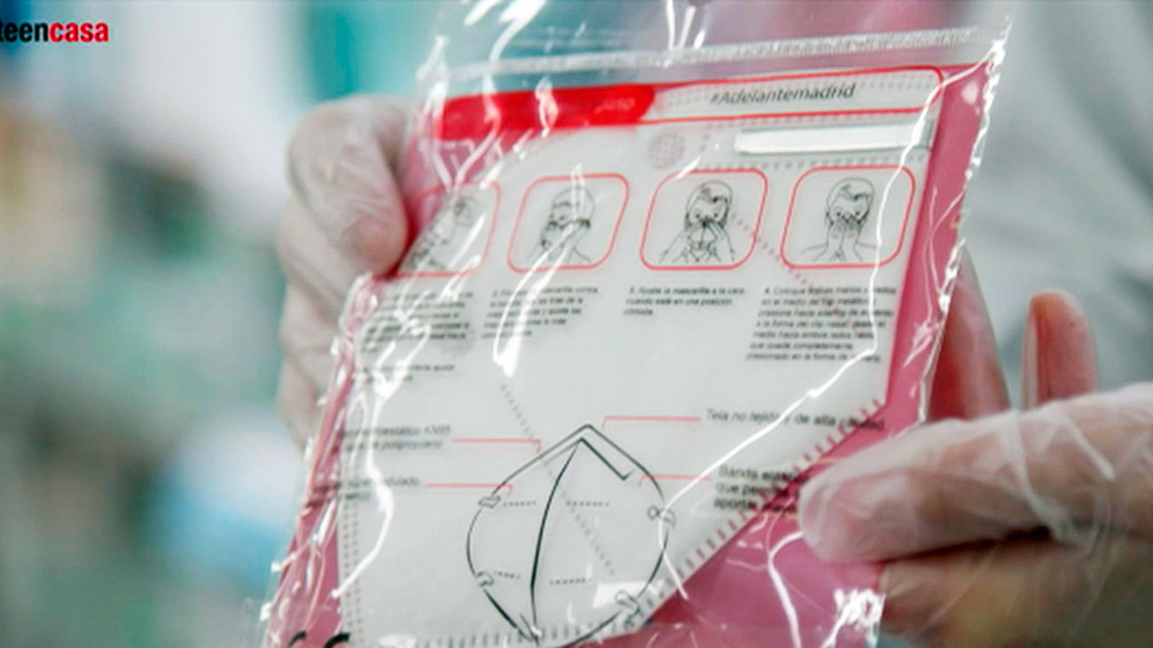 Los madrileños mayores de 65 años ya han recibido más de 1,5 millones de mascarillas FFP2 de forma gratuita