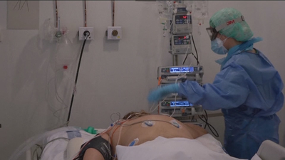 Los enfermeros agradecen los aplausos, pero piden mejores condiciones para ejercer su trabajo