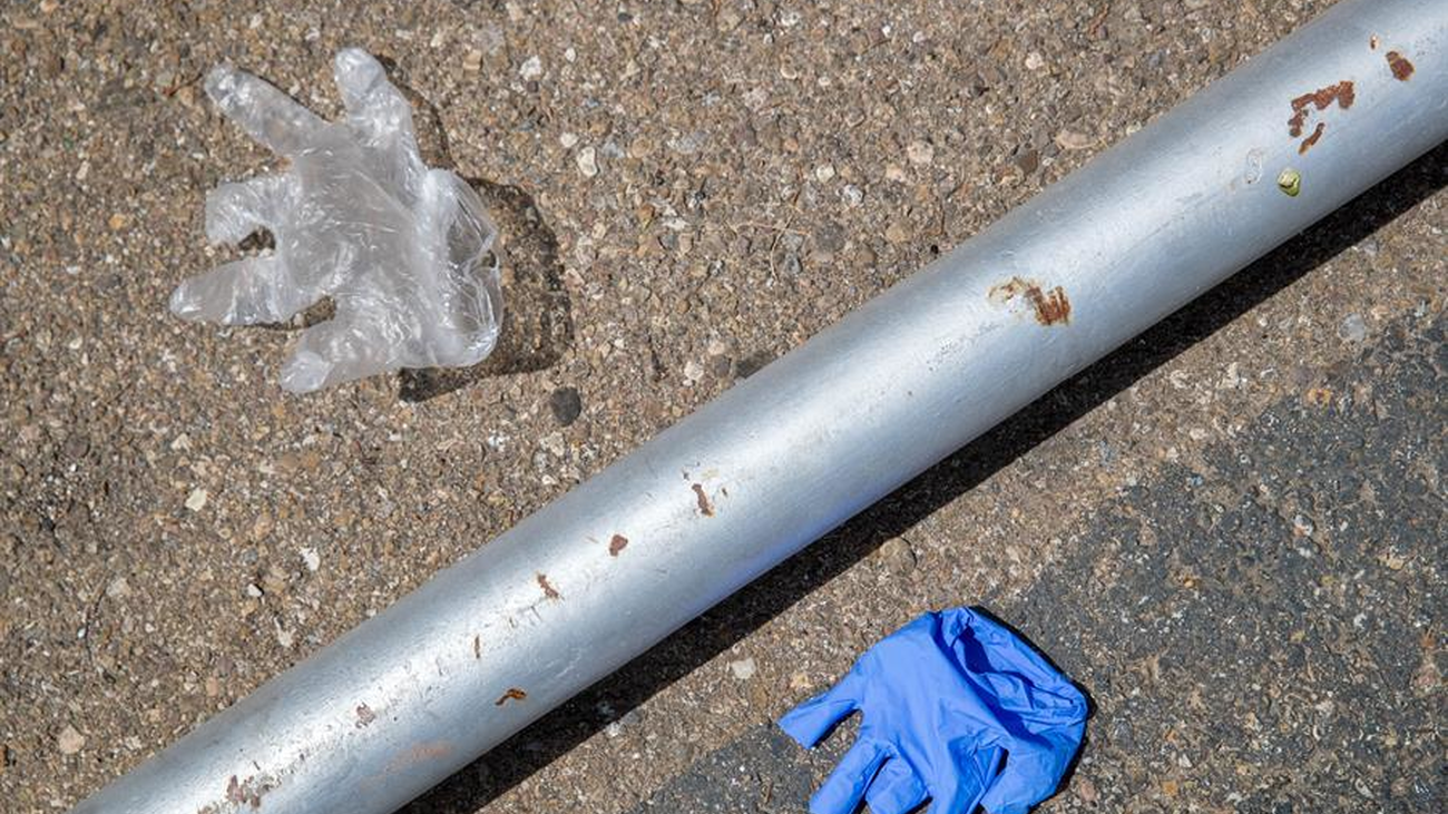 Discrepancias sobre el uso generalizado de guantes en la población