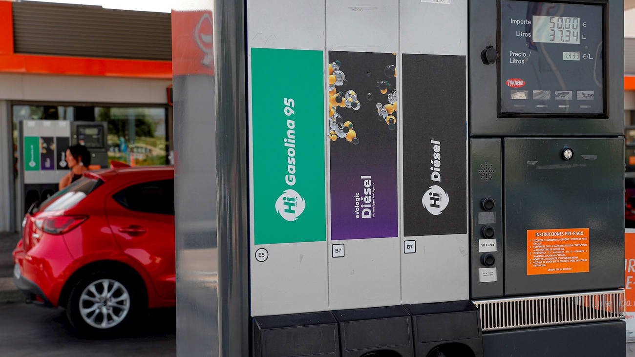 Los combustibles caen un 20%, el precio más bajo desde 2016