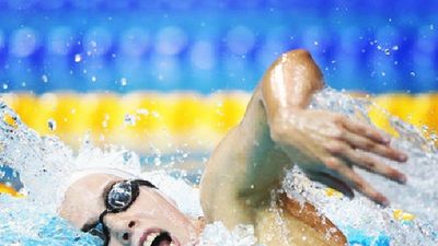Jimena Pérez se entrena en el pantano de San Martín de Valdeiglesias