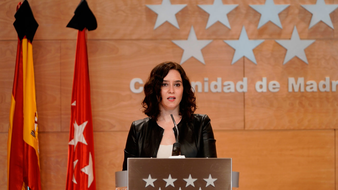 Ayuso niega una ruptura con Ciudadanos pero investigará el "error" del contrato del apartahotel