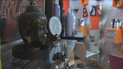 Las peluquerías de los centros comerciales siguen sin poder abrir