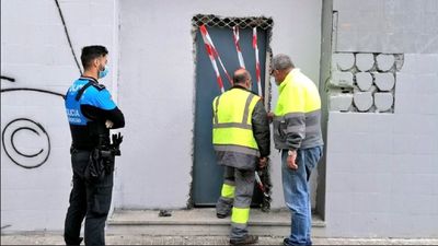 Desalojan a varios menores de un local en estado de abandono en Alcorcón