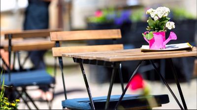 Alcobendas permite duplicar la zona de terrazas para ofrecer las mismas mesas