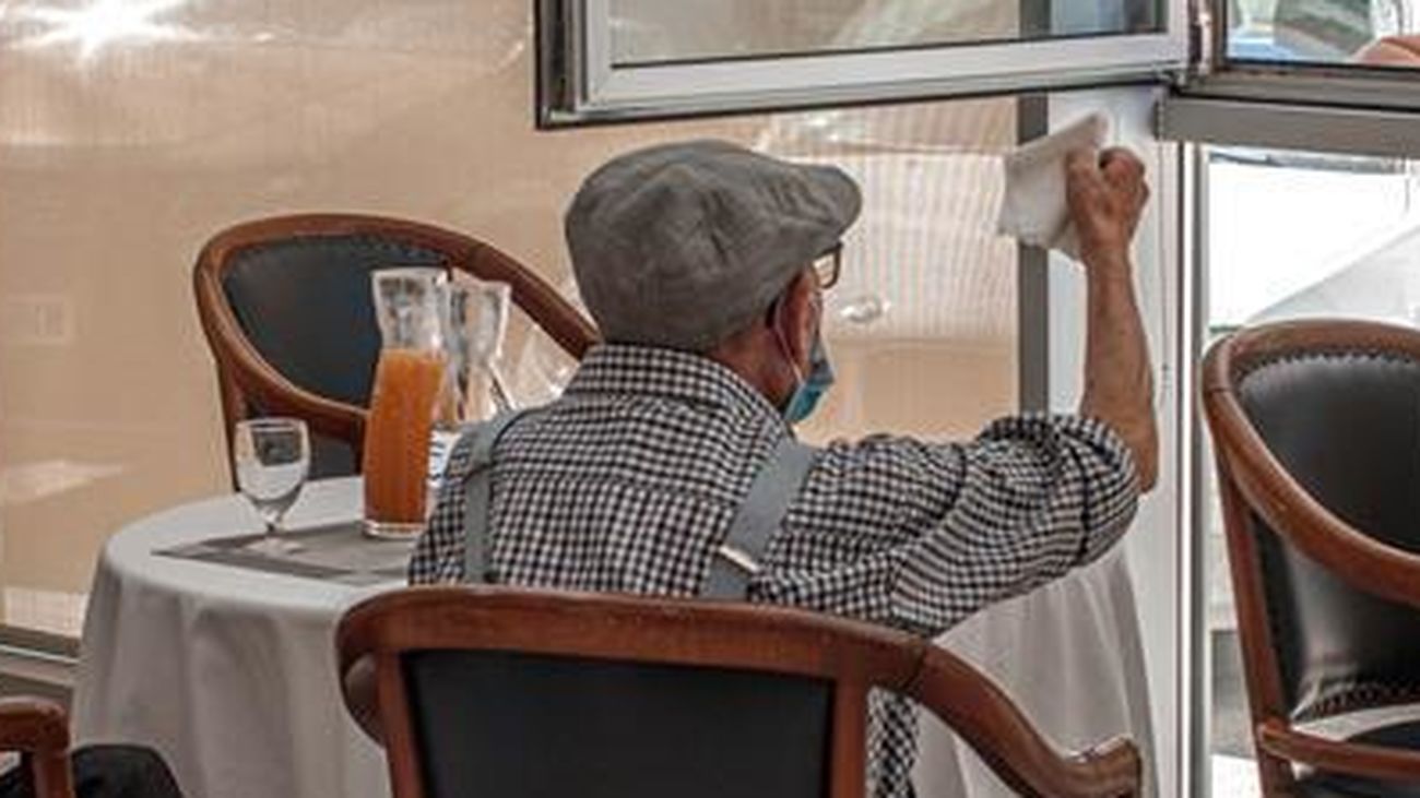 Madrid roza los 6.000 muertos en sus residencias por el coronavirus