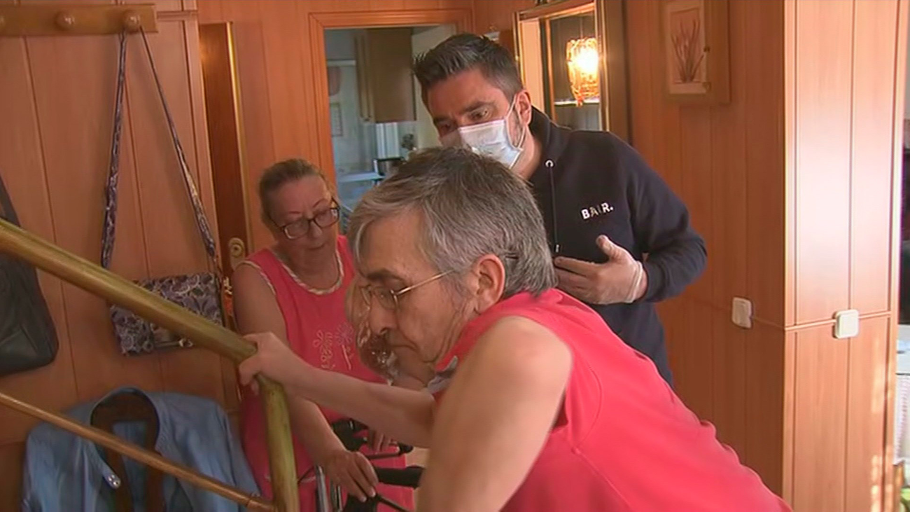 Un enfermo de ELA pide una vivienda adaptada al Ivima porque no puede ni moverse en su casa ni salir a la calle