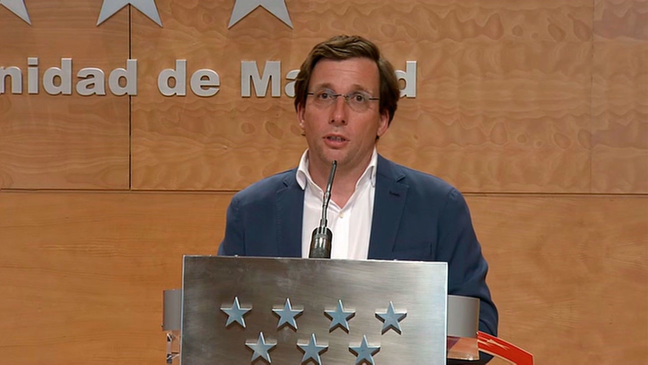 Almeida  cree “gravísimo” el cese de Pérez de los Cobos: “Lo fulmina porque no le convienen los informes del 8-M"