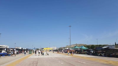 Los cuatro mercadillos de Rivas han reabierto este domingo