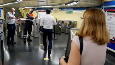 Metro de Madrid ve aumentar la afluencia de viajeros con la entrada a la fase 1
