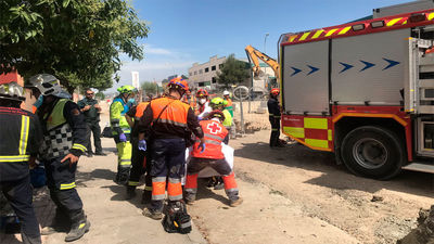 Herido un obrero al quedar atrapado en una zanja en Ciempozuelos