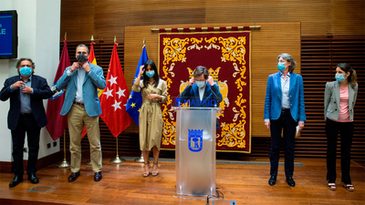 Madrid se da un mes para consensuar una salida a la crisis con la oposición