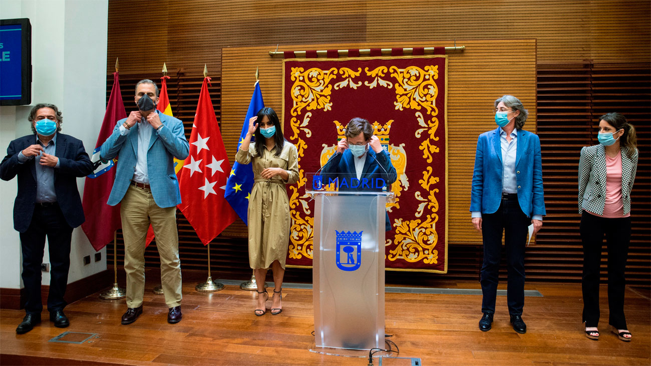 Madrid se da un mes para consensuar una salida a la crisis con la oposición