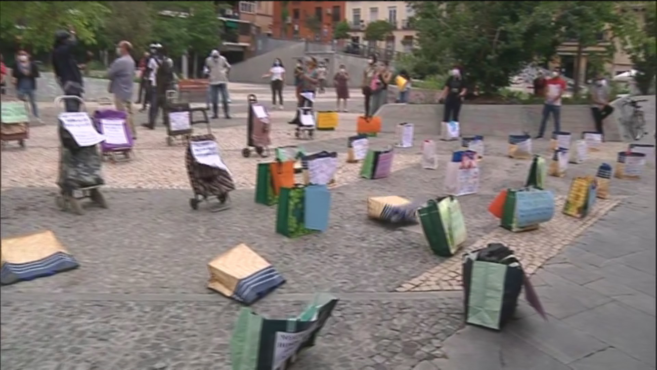 Sanitarios de Lavapiés piden más intérpretes para poder atender a la población migrante del barrio