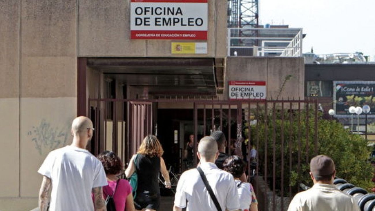 10 refugiados se quedan sin trabajo tras los despidos en el albergue Mejía Lequerica