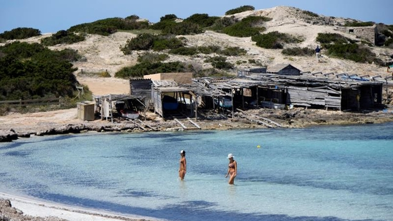 Formentera, Gomera, El Hierro y La Graciosa, las islas de la envidia en España