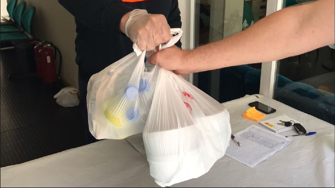 El hospital de Villalba elabora 3.500 menús a colectivos en riesgos de exclusión