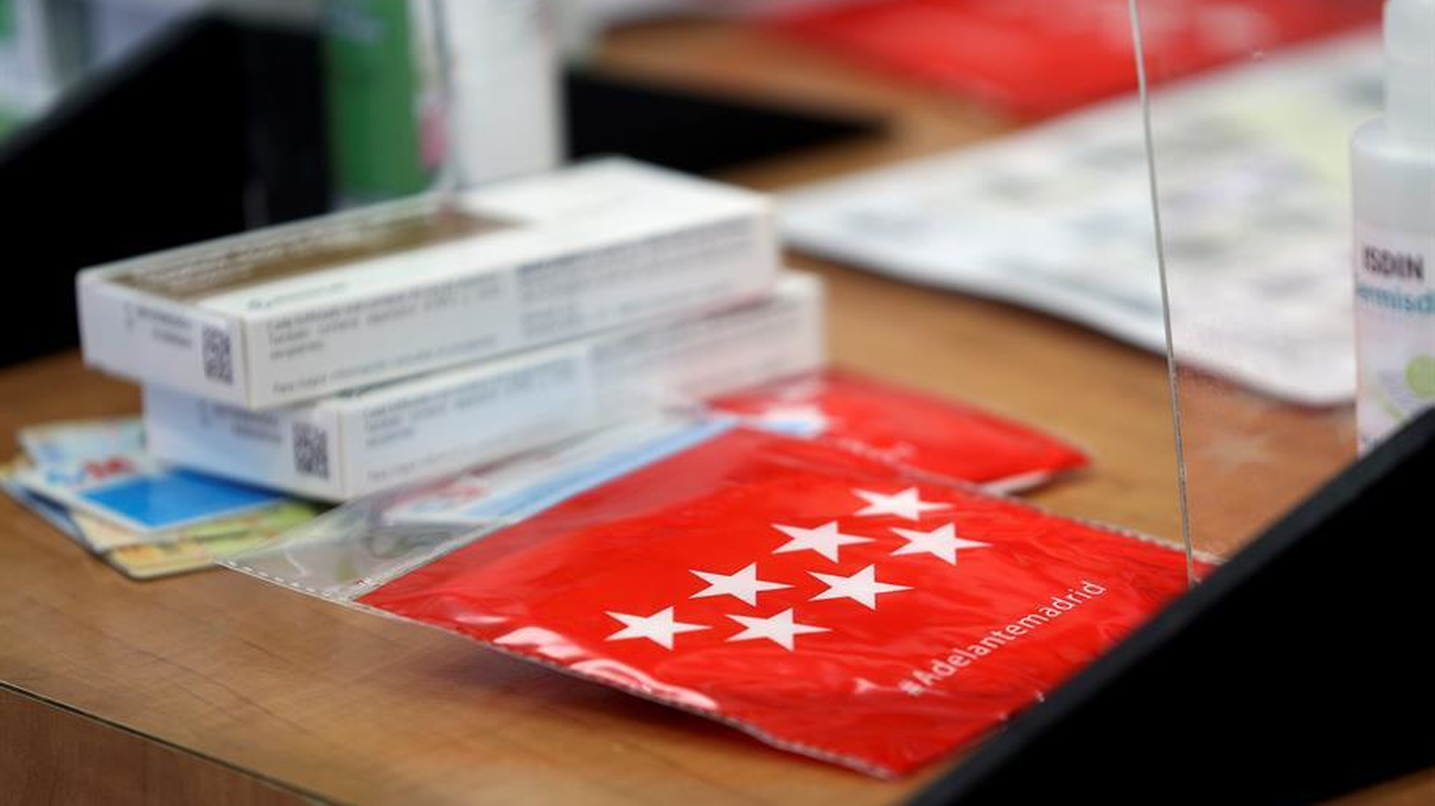 Empieza un nuevo reparto gratuito de mascarillas en Madrid y la devolución de las sobrantes