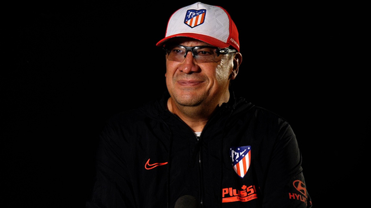 El 'Mono' Burgos dice adiós al Atleti