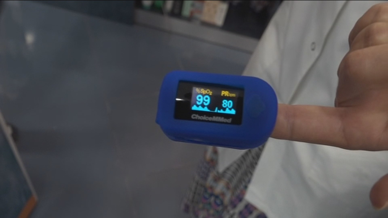 El oxímetro, uno de los aparatos estrella de la pandemia