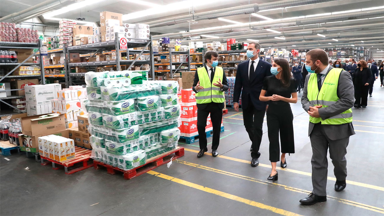 Los reyes visitan el Centro de Transportes y Logística de Coslada