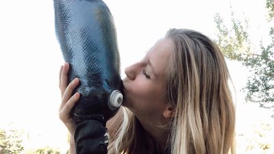 La atleta Desirée Vila muestra su cara más divertida y solidaria