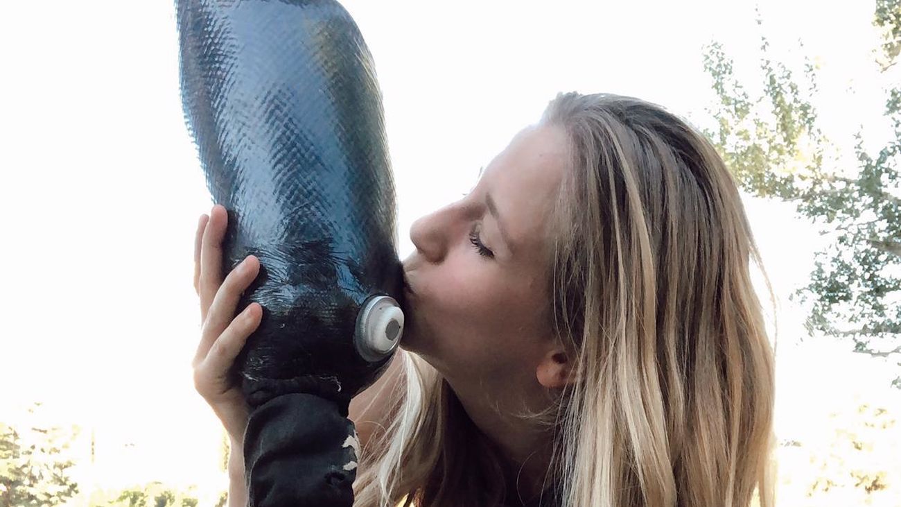 La atleta Desirée Vila muestra su cara más divertida y solidaria