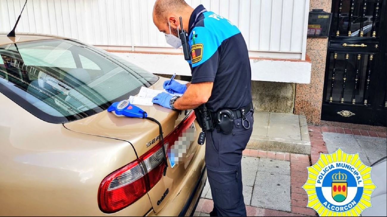 La Policía de Alcorcón interviene en un cumpleaños en un bar sin licencia, sin mascarillas y exceso de aforo