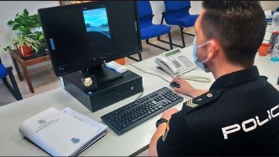 La Policía busca a dos hombres que atracaron un supermercado de Alcorcón vestidos de Cruz Roja