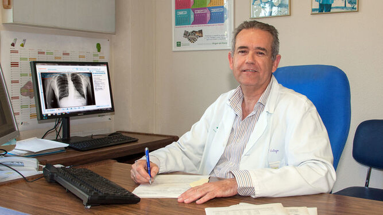 Doctor Francisco Ortega, director de la Unidad de Gestión Clínica de Respiratorio y Cirugía Torácica del Hospital Virgen del Rocío de Sevilla