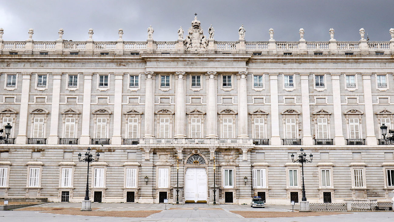 El Palacio Real reabre este miércoles sin visitas guiadas y con aforo limitado