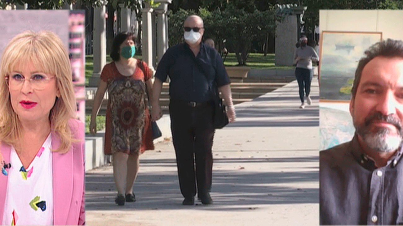 Víctor Jiménez, microbiólogo: "Confinándonos hemos salvado cientos de miles de vidas en España"