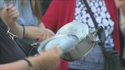 Cacerolada en San Cristobal por un barrio sin drogas