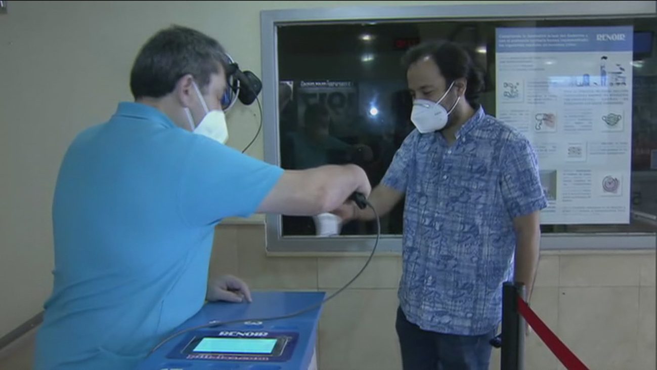 Estreno de cine y muchas ganas de volver a las salas después de tres meses de espera